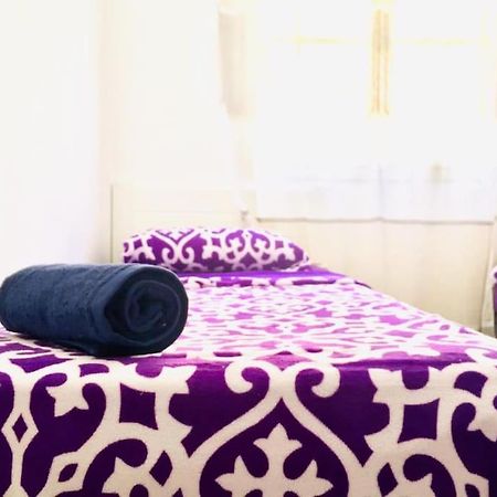 Gran Apartamento Cerca Del Aeropuerto Apartment El Prat de Llobregat Bagian luar foto