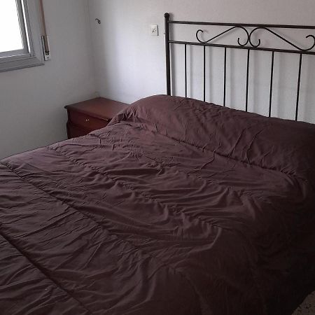 Gran Apartamento Cerca Del Aeropuerto Apartment El Prat de Llobregat Bagian luar foto