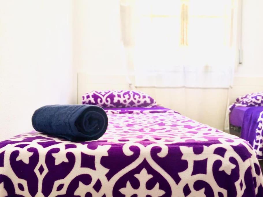 Gran Apartamento Cerca Del Aeropuerto Apartment El Prat de Llobregat Bagian luar foto